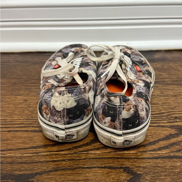 ASPCA Cat Printed Vans Sneakers - Picture 4 of 5